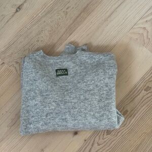 daily drills oversized sweater